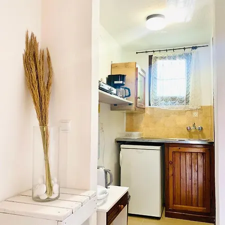 Apartment Thanos *